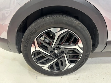 Image véhicule Citroën C4 (40) Image véhicule Citroën C4 (40)