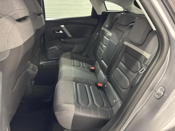 Image véhicule Citroën C4 (21) Image véhicule Citroën C4 (21)