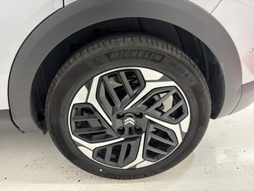 Image véhicule Citroën C4 (41) Image véhicule Citroën C4 (41)