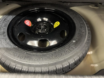 Image véhicule Citroën C4 (33) Image véhicule Citroën C4 (33)