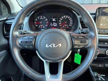 Image véhicule  Kia RIO (16)