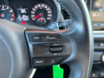 Image véhicule  Kia RIO (17)