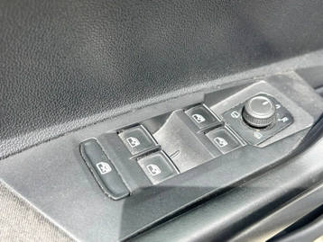 Image véhicule  Volkswagen POLO (6)