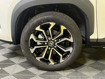 Image véhicule  Toyota YARIS CROSS (24)