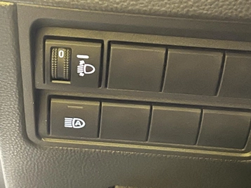 Image véhicule  Toyota YARIS CROSS (29)