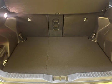 Image véhicule  Toyota YARIS CROSS (16)