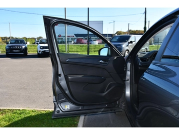 Image véhicule  Renault ARKANA (17)