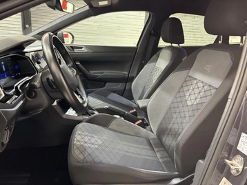 Image véhicule Volkswagen TAIGO (9) Image véhicule Volkswagen TAIGO (9)