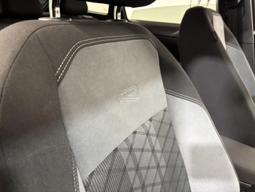 Image véhicule Volkswagen TAIGO (38) Image véhicule Volkswagen TAIGO (38)