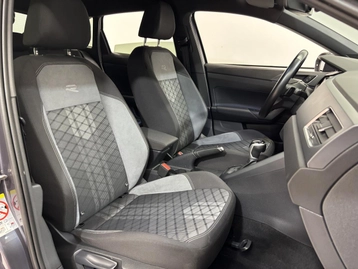 Image véhicule Volkswagen TAIGO (28) Image véhicule Volkswagen TAIGO (28)