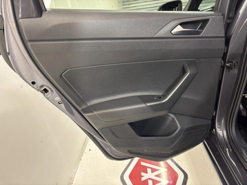 Image véhicule Volkswagen TAIGO (21) Image véhicule Volkswagen TAIGO (21)