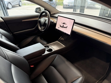 Image véhicule  Tesla MODEL 3 (7)