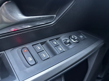 Image véhicule  Peugeot 5008 (3) (34)