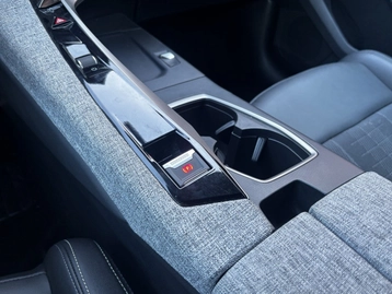 Image véhicule  Peugeot 5008 (3) (30)