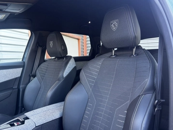 Image véhicule  Peugeot 5008 (3) (4)