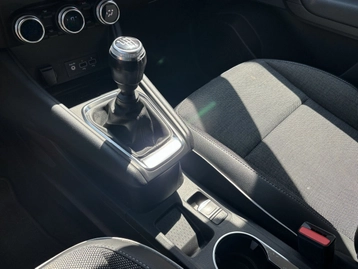 Image véhicule  Renault CAPTUR (20)