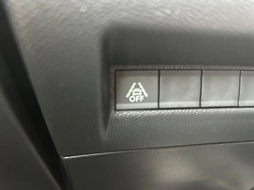 Image véhicule  Peugeot 208 (22)