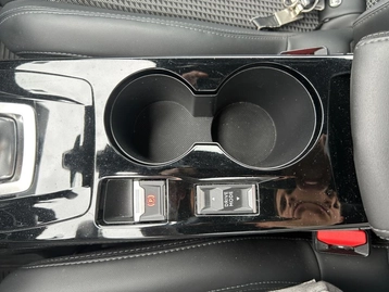 Image véhicule  Peugeot 208 (30)