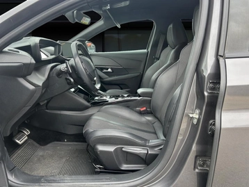 Image véhicule  Peugeot 208 (8)