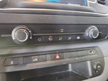 Image véhicule  Peugeot EXPERT (10)