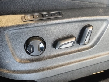 Image véhicule  Skoda KAROQ (12)