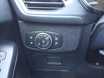 Image véhicule  Ford FOCUS (41)