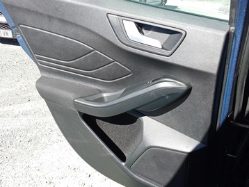 Image véhicule  Ford FOCUS (24)