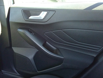 Image véhicule  Ford FOCUS (23)