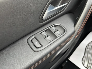 Image véhicule  Dacia DUSTER (21)