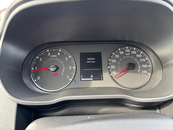 Image véhicule  Dacia DUSTER (18)