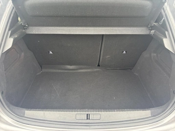 Image véhicule  Peugeot 208 (39)