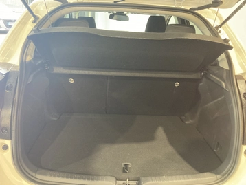 Image véhicule  Toyota YARIS (9)