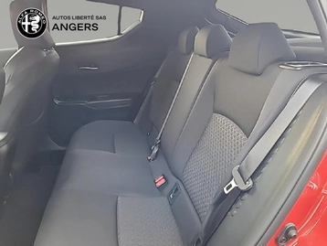 Image véhicule  Toyota C-HR (9)