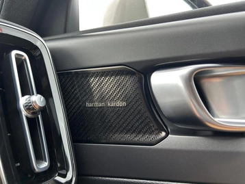 Image véhicule  Volvo XC40 (24)