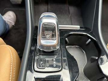 Image véhicule  Volvo XC40 (25)