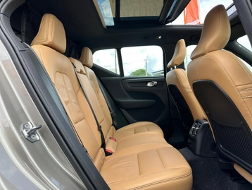 Image véhicule  Volvo XC40 (17)
