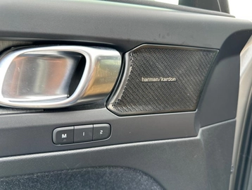 Image véhicule  Volvo XC40 (24)