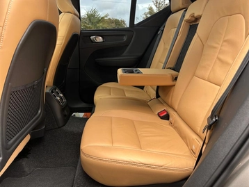 Image véhicule  Volvo XC40 (20)