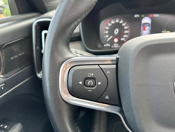 Image véhicule  Volvo XC40 (33)