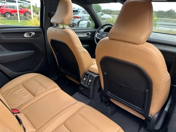 Image véhicule  Volvo XC40 (18)
