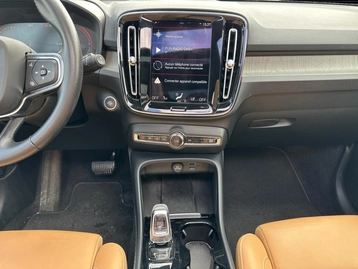 Image véhicule  Volvo XC40 (10)
