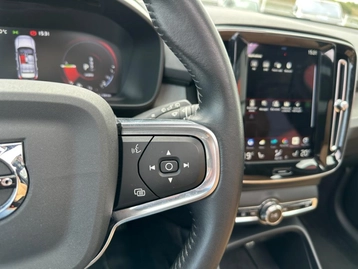 Image véhicule  Volvo XC40 (32)