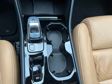 Image véhicule  Volvo XC40 (31)