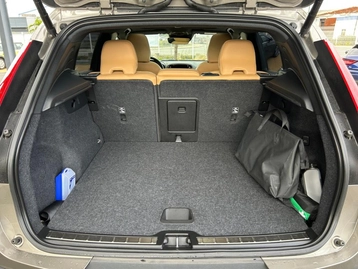 Image véhicule  Volvo XC40 (16)