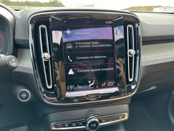 Image véhicule  Volvo XC40 (28)