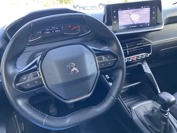 Image véhicule  Peugeot 208 (7)