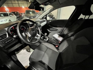 Image véhicule  Renault CLIO (7)