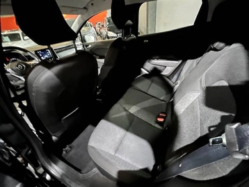 Image véhicule  Renault CLIO (16)