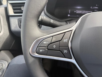 Image véhicule  Renault CLIO (22)