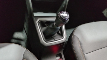 Image véhicule  Dacia SANDERO (17)